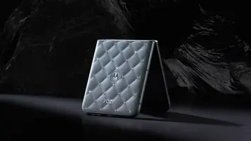 Motorola Razr 60 Crystals by Swarovski Motorola Razr 60 Crystals by Swarovski