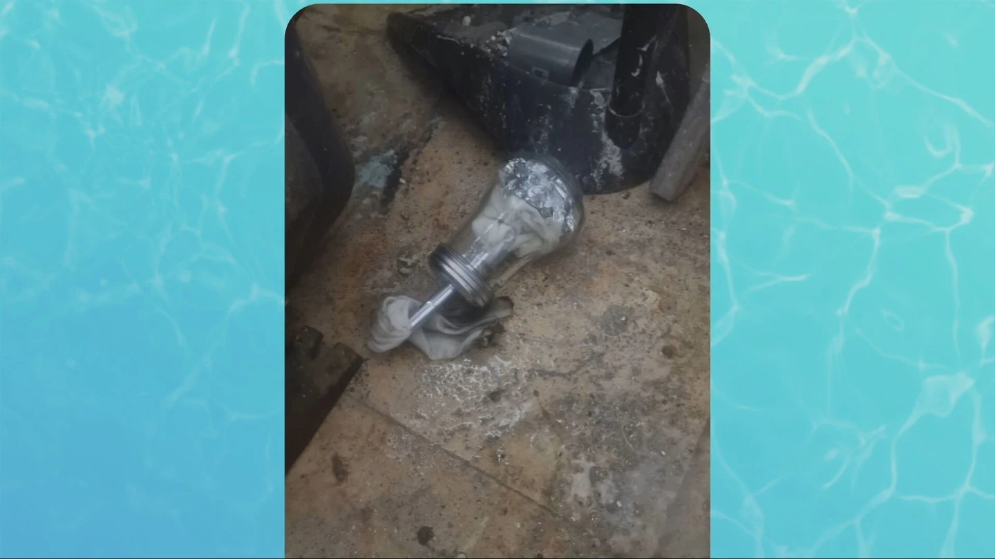 Cóctel molotov casero Cóctel molotov casero