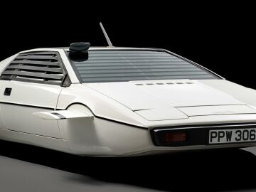 El Lotus Esprit de James Bond para m&aacute;s una nave que un submarino