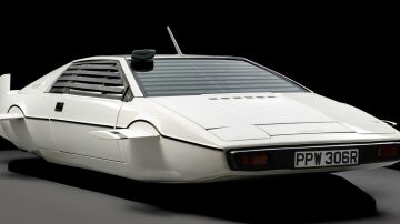 El Lotus Esprit de James Bond para más una nave que un submarino