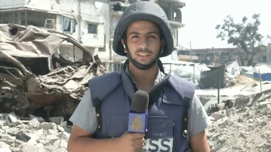 El periodista Anas Al Sharif, en una imagen compartida por él mismo en X durante una conexión para 'Al Jazeera' El periodista Anas Al Sharif, en una imagen compartida por él mismo en X durante una conexión para 'Al Jazeera'