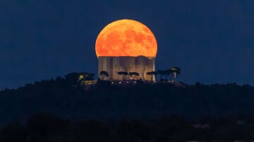 Luna de Esturión en Italia