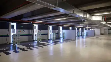 Varios puntos de carga de la nueva estación situada en Nuevos Ministerios Varios puntos de carga de la nueva estación situada en Nuevos Ministerios