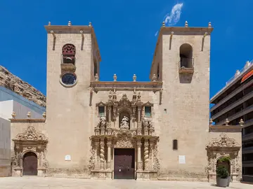 Basílica de Santa María Basílica de Santa María