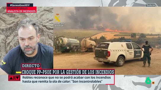 Un analista de indencios advierte que la situación es "crítica": "Los fuegos están fuera de la capacidad de extinción" Un analista de indencios advierte que la situación es "crítica": "Los fuegos están fuera de la capacidad de extinción"