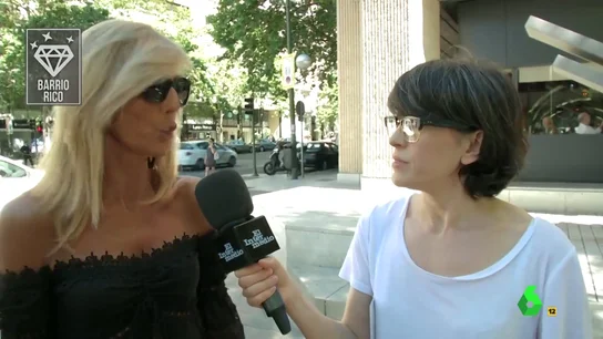 Una mujer de barrio desvela cuánto paga al mes a la niñera en vacaciones: "Si quieres que les cuide bien..." Una mujer de barrio desvela cuánto paga al mes a la niñera en vacaciones: "Si quieres que les cuide bien..."