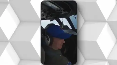 "Es como entrar en un lavadero de coches": el arriesgado trabajo de los cazadores de tormentas dentro del huracán Erin "Es como entrar en un lavadero de coches": el arriesgado trabajo de los cazadores de tormentas dentro del huracán Erin