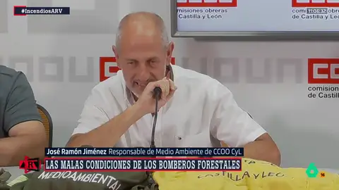 El responsable de Medio Ambiente en CyL se rompe al hablar de la dura situación de los bomberos: "No pasa nada más porque Dios no quiere" El responsable de Medio Ambiente en CyL se rompe al hablar de la dura situación de los bomberos: "No pasa nada más porque Dios no quiere"