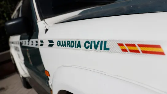 Coche de la Guardia Civil. Coche de la Guardia Civil.