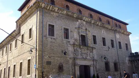Palacio Escoriaza-Esquivel de Vitoria Palacio Escoriaza-Esquivel de Vitoria
