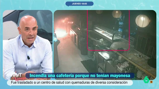 Un hombre prende fuego a una cafetería Un hombre prende fuego a una cafetería