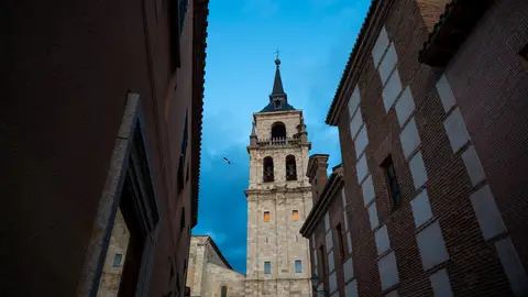 Alcalá de Henares al caer la noche Alcalá de Henares al caer la noche