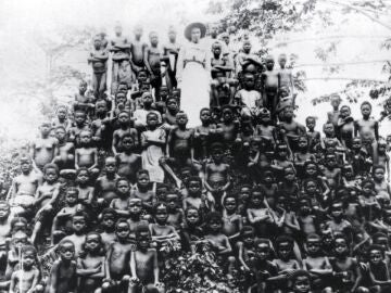 Alice Seely Harris rodada de niños congoleños