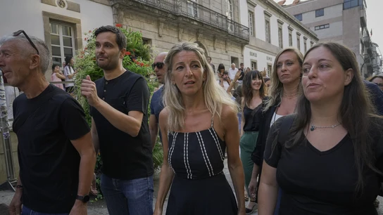La vicepresidenta segunda del Gobierno y ministra de Trabajo, Yolanda Díaz, antes de participar en una concentración por los incendios en Vigo La vicepresidenta segunda del Gobierno y ministra de Trabajo, Yolanda Díaz, antes de participar en una concentración por los incendios en Vigo