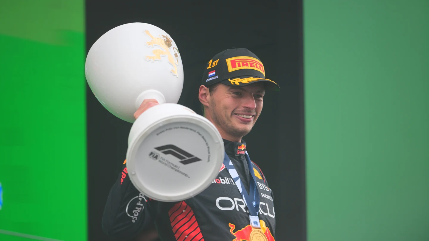Verstappen ganando el GP de los Países Bajos en 2023 Verstappen ganando el GP de los Países Bajos en 2023