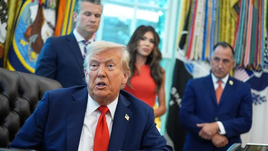 El presidente de Estados Unidos, Donald Trump, habla con los medios de comunicación en la Casa Blanca El presidente de Estados Unidos, Donald Trump, habla con los medios de comunicación en la Casa Blanca