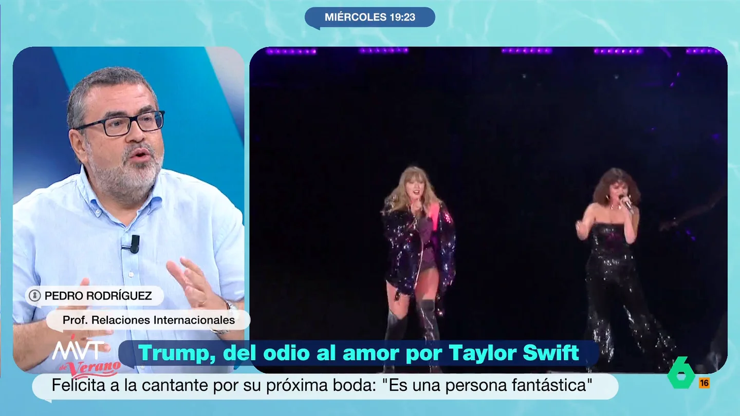 Pedro Rodríguez, sobre el cambio de postura de Trump sobre Taylor Swift: "Forma parte de una estrategia deliberada" "Él ofrece a los votantes de EEUU la oportunidad de pensar, de interpretarle al gusto de cada uno", afirma Pedro Rodríguez en este vídeo donde asegura que Trump "es capaz de cambiar de opinión en la misma frase".