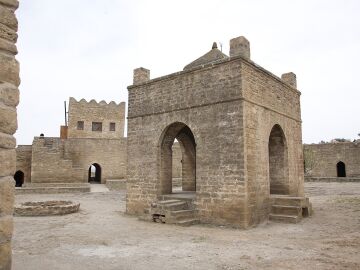 Ateshgah de Bak&uacute;, el Templo del fuego