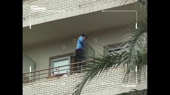 "Llegó solo y borracho, escaló por el edificio y se precipitó al patio interior": las consecuencias del "turismo de borrachera" en Salou "Llegó solo y borracho, escaló por el edificio y se precipitó al patio interior": las consecuencias del "turismo de borrachera" en Salou
