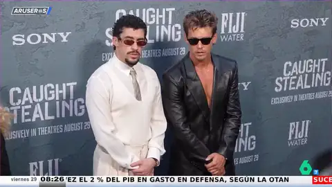 Alfonso Arús alucina con Bad Bunny en la presentación de su última película: "Parece un señor" Alfonso Arús alucina con Bad Bunny en la presentación de su última película: "Parece un señor"