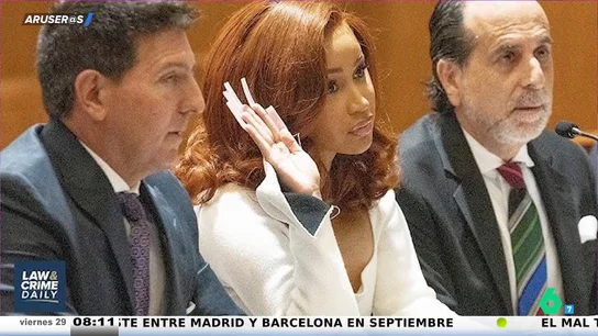 Cardi B, acusada de jugar al despiste con las pelucas en su juicio por una presunta agresión a una trabajadora Cardi B, acusada de jugar al despiste con las pelucas en su juicio por una presunta agresión a una trabajadora