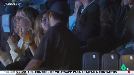 Piqué y Clara Chía reaparecen muy acaramelados y entre rumores de boda en el Occident Summerfest Piqué y Clara Chía reaparecen muy acaramelados y entre rumores de boda en el Occident Summerfest