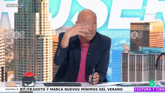 Alfonso Arús explica su teoría sobre el amor y el olor: "De los 40 años para arriba, huele a viejo, no te enamores" Alfonso Arús explica su teoría sobre el amor y el olor: "De los 40 años para arriba, huele a viejo, no te enamores"