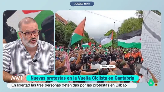Edu Galán, sobre las protestas en la Vuelta: "Son absolutamente civilizadas. Es la única forma de protesta contra un genocidio" Edu Galán defiende en este vídeo las protestas contra el genocidio de Israel en Gaza en la Vuelta espera que las etapas que quedan sean "un verdadero sufrimiento" para los directores por aceptar al equipo israelí en la carrera.