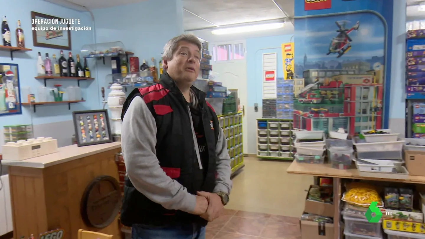 Desde puertas blindadas hasta alarmas: así protege un coleccionista de Lego su tesoro de 45.000 euros Desde puertas blindadas hasta alarmas: así protege un coleccionista de Lego su tesoro de 45.000 euros