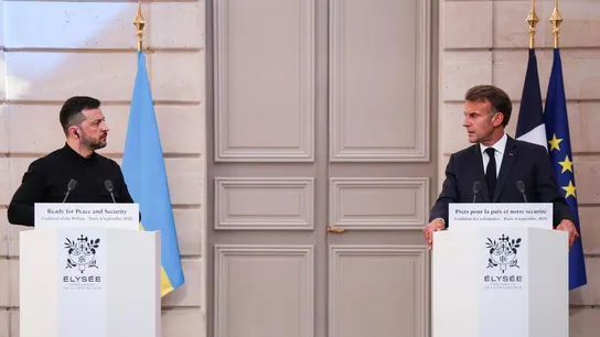 Volodímir Zelenski y Emmanuel Macron en una rueda de prensa conjunta Volodímir Zelenski y Emmanuel Macron en una rueda de prensa conjunta