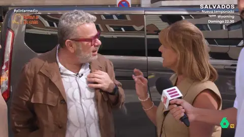 Una mujer afea a Alberto Chicote que no quisiera firmarle un autógrafo para su hijo: "Fue muy desagradable" En su nueva sección, Isma Juárez propone a varias personas criticar a Alberto Chicote, sin saber que está a pocos metros de ellos. En este vídeo, Loli le recuerda el día que le contestó "de mala manera" cuando le pidió un autógrafo.