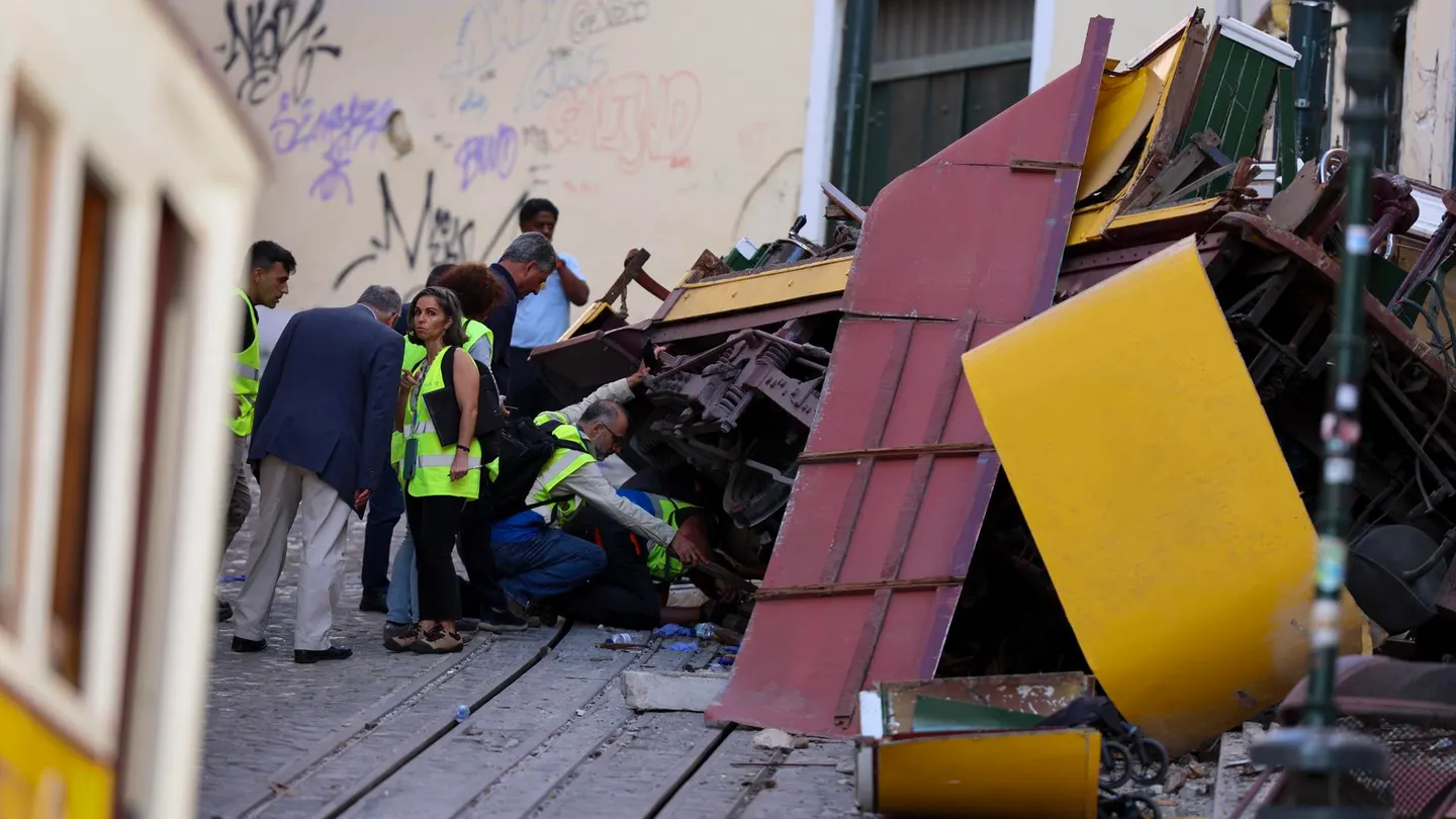 Imagen del funicular accidentado en Lisboa Imagen del funicular accidentado en Lisboa