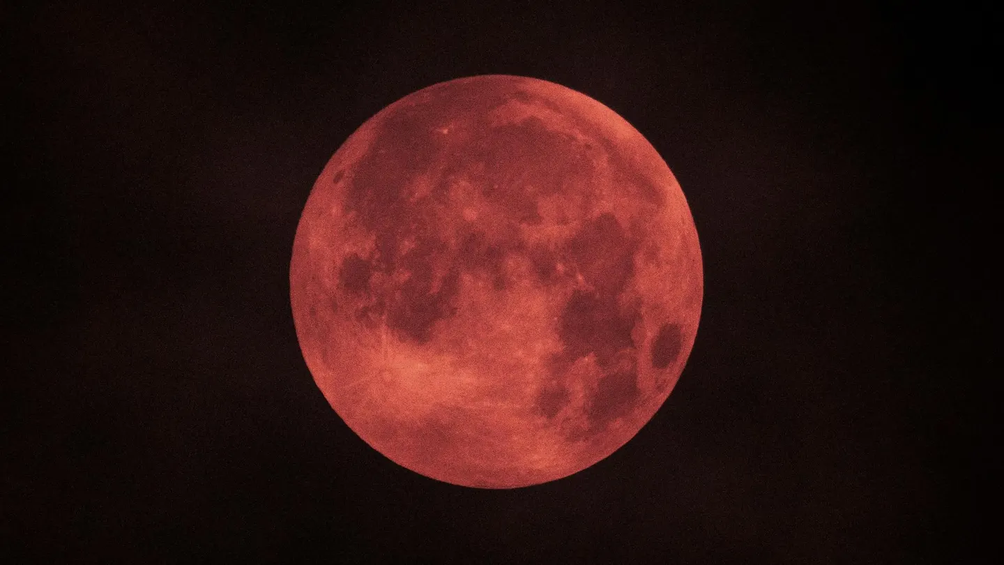 Imagen de archivo de un eclipse total de luna Imagen de archivo de un eclipse total de luna