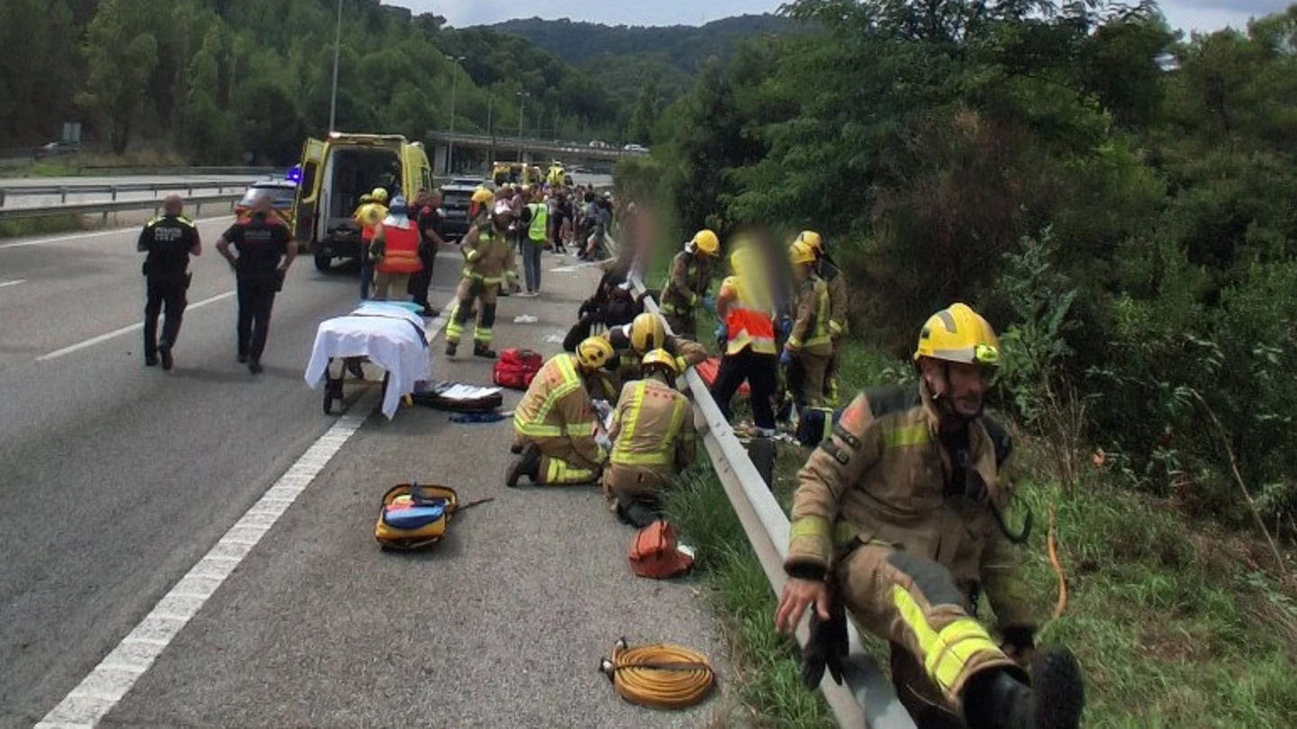 Los Bombers, en el accidente en Santa Susanna Los Bombers, en el accidente en Santa Susanna