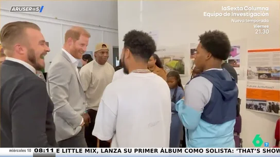 Alfonso Arús analiza los 11 kilómetros que separan al príncipe Guillermo y Harry Alfonso Arús, de los 11 kilómetros que separan al príncipe Guillermo y Harry: "Uno de ellos tendría que ir a ver al otro montado en un cerdo"