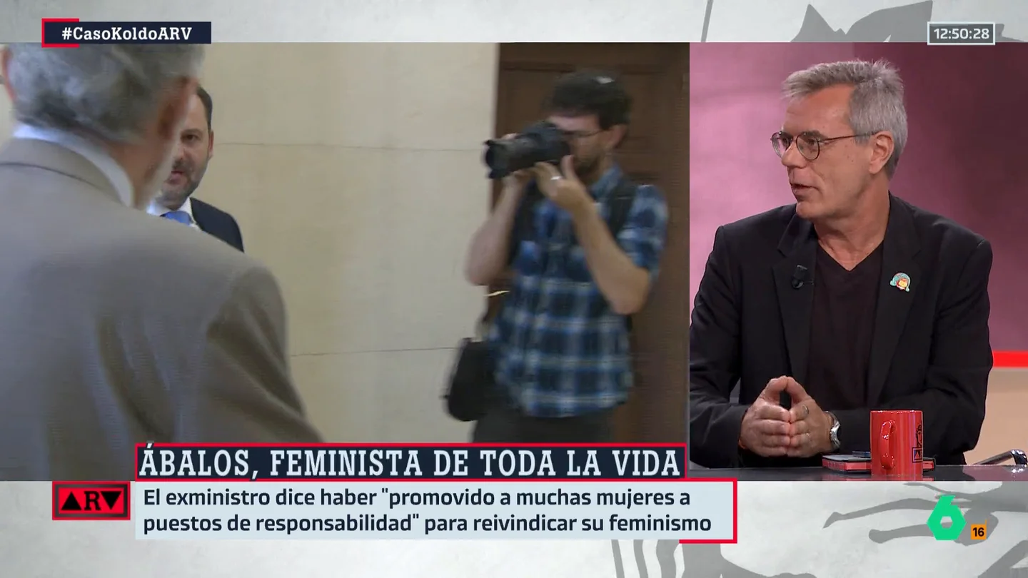 Vallín, sobre los nuevos audios de Koldo y Ábalos: "Quien no puede ser acusado de maltrato cree que eso lo convierte en feminista" Vallín, sobre los nuevos audios de Koldo y Ábalos: "Quien no puede ser acusado de maltrato cree que eso lo convierte en feminista"