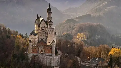 Entorno del Castillo de Neuschwanstein, en Alemania Entorno del Castillo de Neuschwanstein, en Alemania