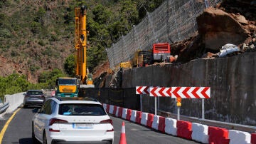 Tramo de carretera en obras.