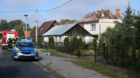 El tejado de un edificio residencial destruido por un dron ruso en Wyryki, este de Polonia El tejado de un edificio residencial destruido por un dron ruso en Wyryki, este de Polonia