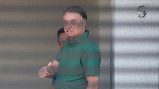 El expresidente de Brasil Jair Bolsonaro, en su casa de Brasilia El expresidente de Brasil Jair Bolsonaro, en su casa de Brasilia