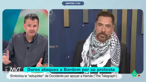 Iñaki López, tras el artículo sobre Bardem en 'The Telegraph': "Deberían basarse en cosas más sesudas antes de insultar" El actor posaba en la alfombra roja de los Premios Emmy con una kufiya, un pañuelo palestino. El diario británico ha calificado como "equivocadas" las ideas de Bardem sobre Israel y lo que está ocurriendo en Gaza.