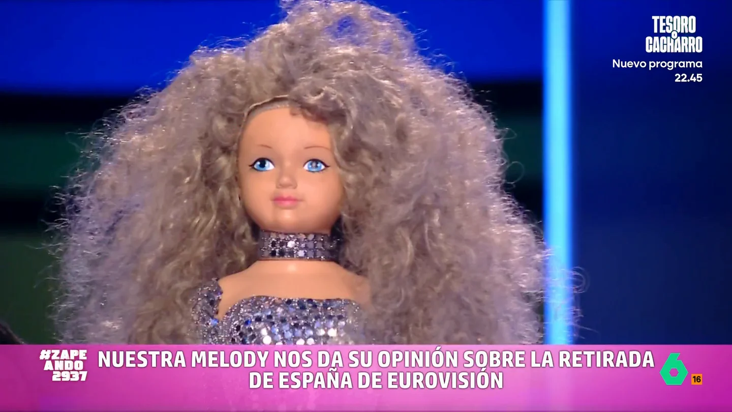 'Melodyta' opina sobre la retirada de España de Eurovisión si va Israel: "Yo podría haber hecho algo todavía más impactante" Zapeando analiza en este vídeo la decisión de RVTE de retirar a España de Eurovisión en el caso de que participe Israel. "Íbamos a perder igual", comenta Miki Nadal, que afirma que "eso que nos ahorramos".
