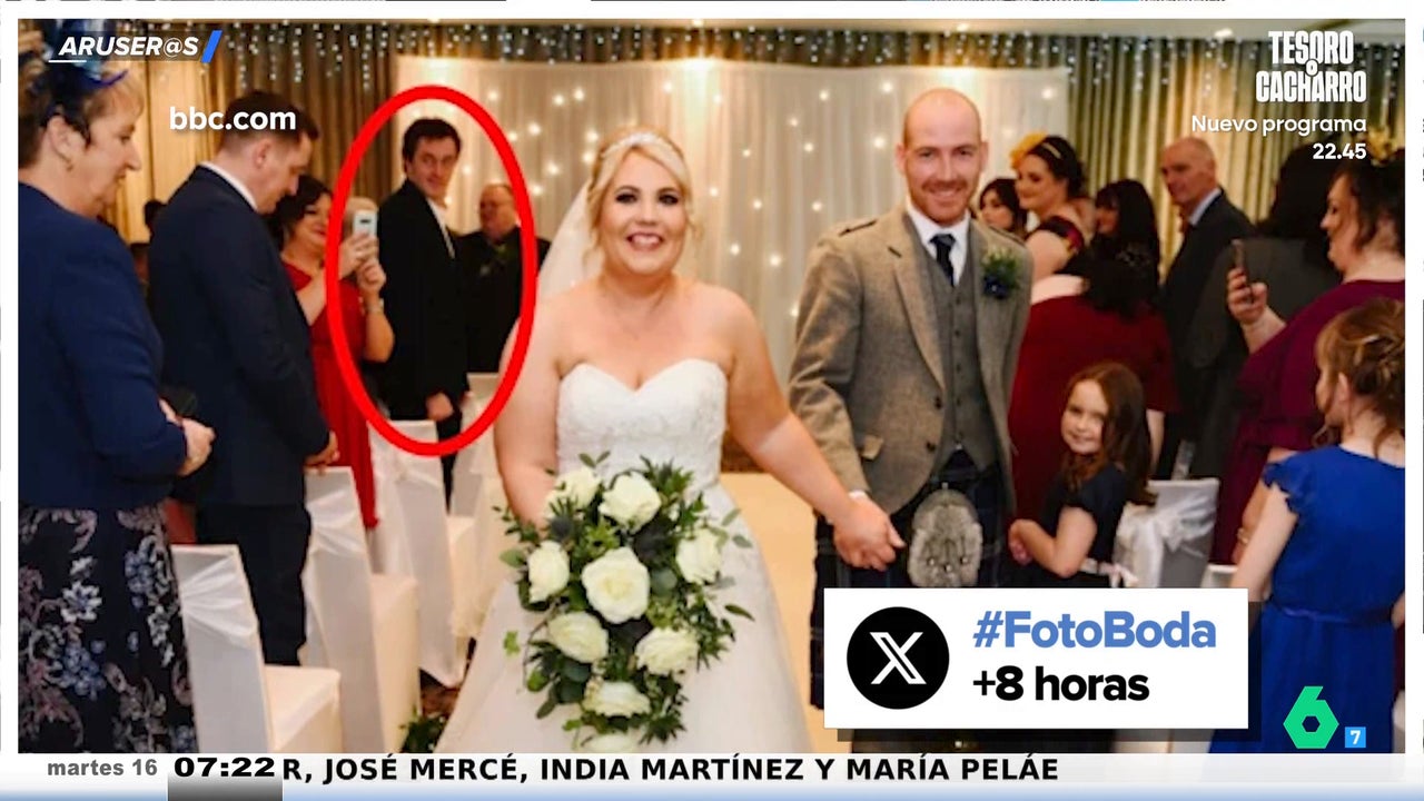 Una pareja descubre un desconocido en sus fotos de boda cuatro años después: ¿quién es el hombre misterioso?