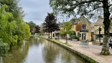 Bourton-on-the-Water, Inglaterra Bourton-on-the-Water, Inglaterra