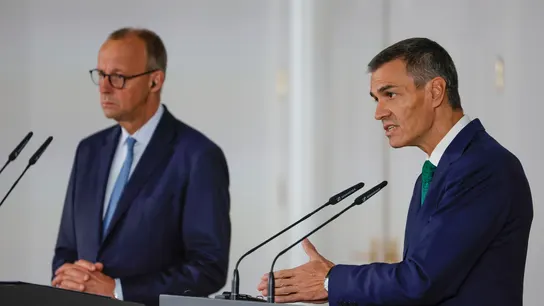Pedro Sánchez junto a Friedrich Merz Pedro Sánchez junto a Friedrich Merz