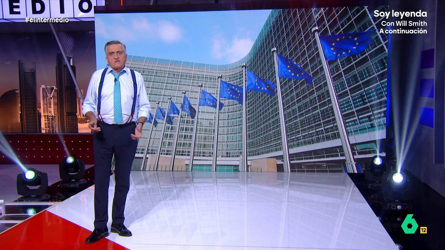 Wyoming pone en evidencia la tibieza de la UE con Israel: "Nos prometieron chicha y nos han dado zumo de cartón" Wyoming reflexiona en este vídeo sobre la situación de la Unión Europea en el panorama geopolítico actual: "La UE está compuesta por un 80% buenas palabras, un 20% de gestos altisonantes y un 0% de influencia real".