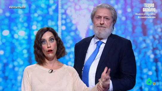 'Ayuso' se desvincula de González Amador: "Vale que somos pareja, pero, últimamente, no hacemos ni la cucharita" Cristina Gallego y Raúl Pérez se convierten en la presidenta de la Comunidad de Madrid y su jefe de gabinete para presentar su nuevo show de ventriloquía en el que 'M.A.R' guía a 'Ayuso'.