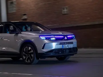 Faros inteligentes en el Opel Grandland Faros inteligentes en el Opel Grandland