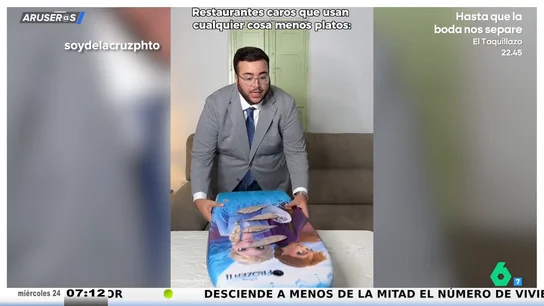 El divertido vídeo que parodia la moda de los restaurantes caros de servirte comida en cosas que no son platos: de la pala al cono El divertido vídeo que parodia la moda de los restaurantes caros de servirte comida en cosas que no son platos: de la pala al cono