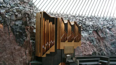 Órgano. Temppeliaukio Órgano. Temppeliaukio